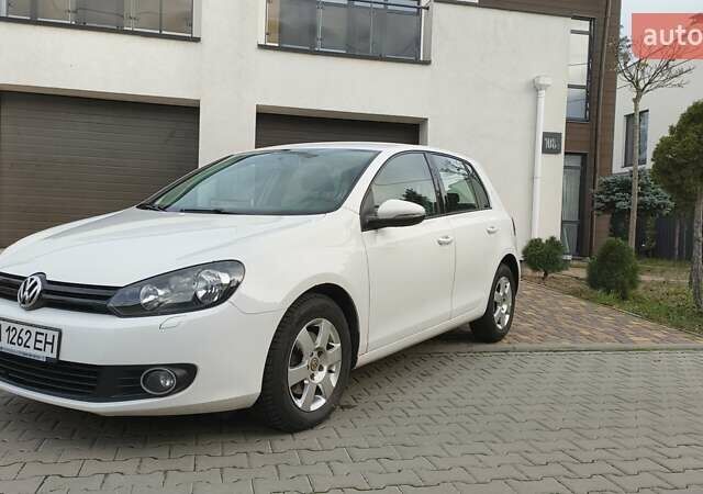 Белый Фольксваген Гольф, объемом двигателя 1.39 л и пробегом 180 тыс. км за 8750 $, фото 8 на Automoto.ua