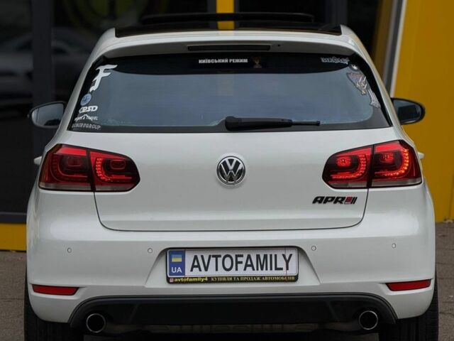 Білий Фольксваген Гольф, об'ємом двигуна 2 л та пробігом 227 тис. км за 9999 $, фото 3 на Automoto.ua