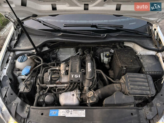 Белый Фольксваген Гольф, объемом двигателя 1.2 л и пробегом 146 тыс. км за 7900 $, фото 9 на Automoto.ua