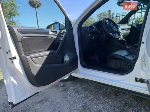 Белый Фольксваген Гольф, объемом двигателя 1.98 л и пробегом 212 тыс. км за 9199 $, фото 15 на Automoto.ua