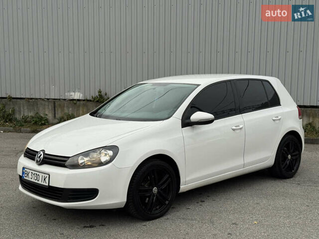Фольксваген Гольф 2011 у Сваляве на Automoto.ua Білий Фольксваген Гольф, об'ємом двигуна 1.4 л та пробігом 209 тис. км за 6999 $, фото 4 на Automoto.ua
