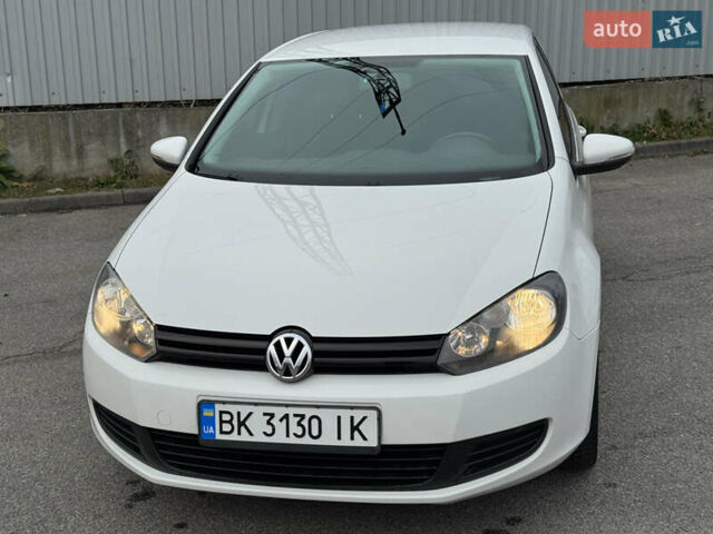 Фольксваген Гольф 2011 у Сваляве на Automoto.ua Білий Фольксваген Гольф, об'ємом двигуна 1.4 л та пробігом 209 тис. км за 6999 $, фото 8 на Automoto.ua