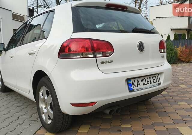 Белый Фольксваген Гольф, объемом двигателя 1.39 л и пробегом 180 тыс. км за 8750 $, фото 5 на Automoto.ua