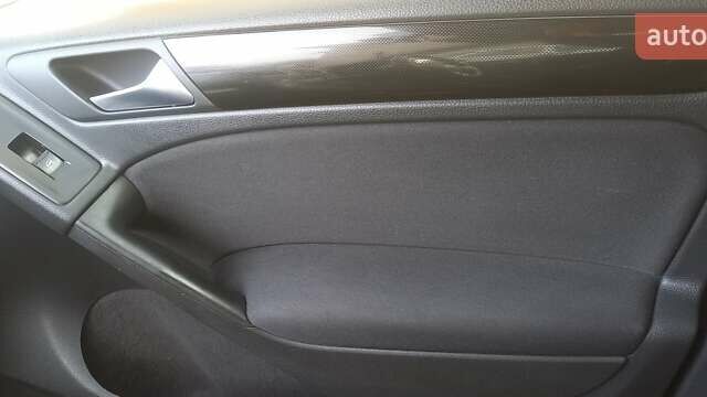 Белый Фольксваген Гольф, объемом двигателя 1.39 л и пробегом 225 тыс. км за 8299 $, фото 19 на Automoto.ua