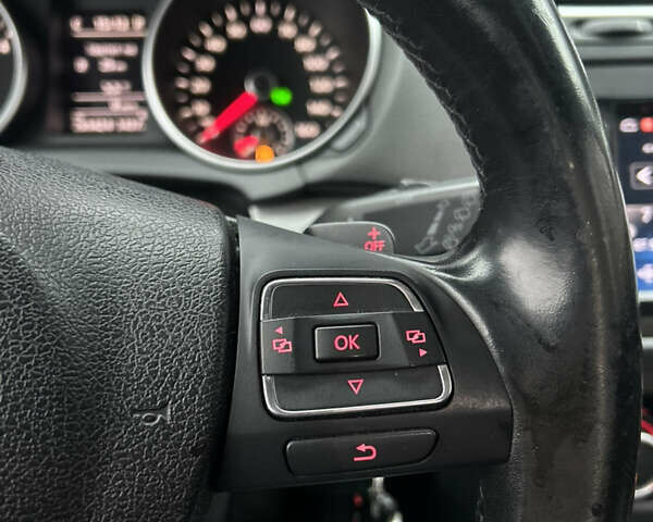 Білий Фольксваген Гольф, об'ємом двигуна 1.97 л та пробігом 269 тис. км за 9000 $, фото 25 на Automoto.ua