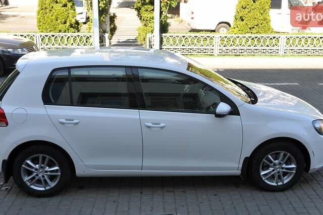 Белый Фольксваген Гольф, объемом двигателя 1.39 л и пробегом 132 тыс. км за 8800 $, фото 10 на Automoto.ua