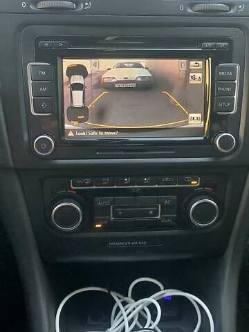 Белый Фольксваген Гольф, объемом двигателя 1.39 л и пробегом 225 тыс. км за 8299 $, фото 1 на Automoto.ua