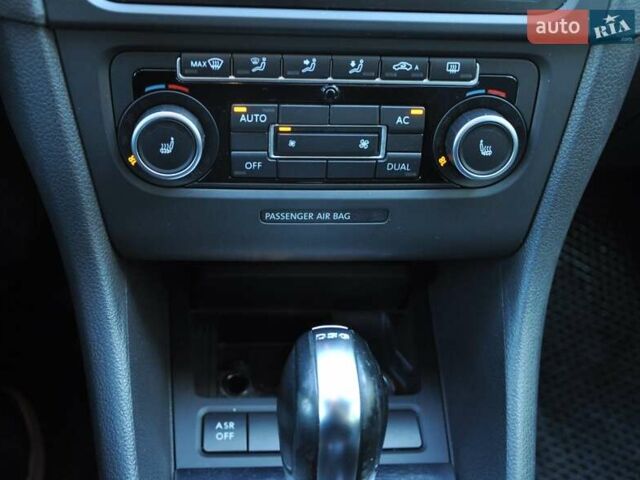 Белый Фольксваген Гольф, объемом двигателя 1.39 л и пробегом 132 тыс. км за 8800 $, фото 33 на Automoto.ua