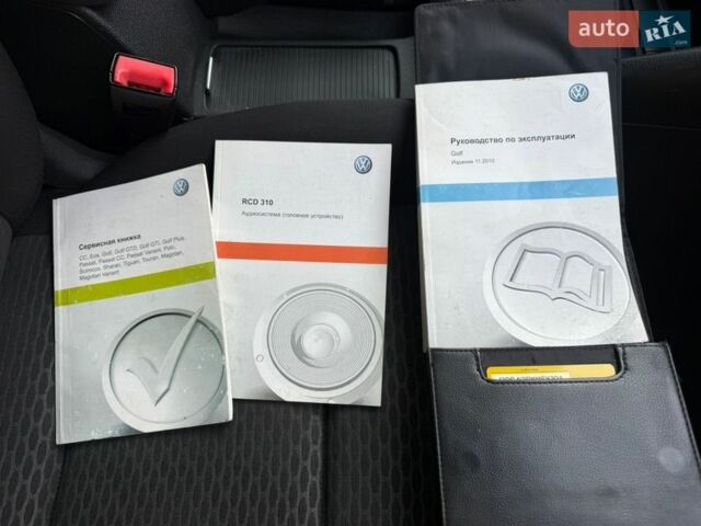 Белый Фольксваген Гольф, объемом двигателя 1.4 л и пробегом 164 тыс. км за 8000 $, фото 43 на Automoto.ua