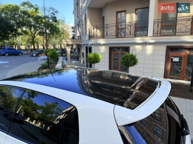 Фольксваген Гольф 2011 у Одесі на Automoto.ua Білий Фольксваген Гольф, об'ємом двигуна 1.39 л та пробігом 171 тис. км за 7600 $, фото 22 на Automoto.ua