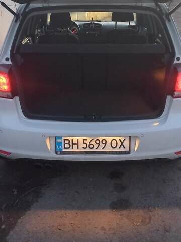 Белый Фольксваген Гольф, объемом двигателя 1.39 л и пробегом 225 тыс. км за 8299 $, фото 10 на Automoto.ua