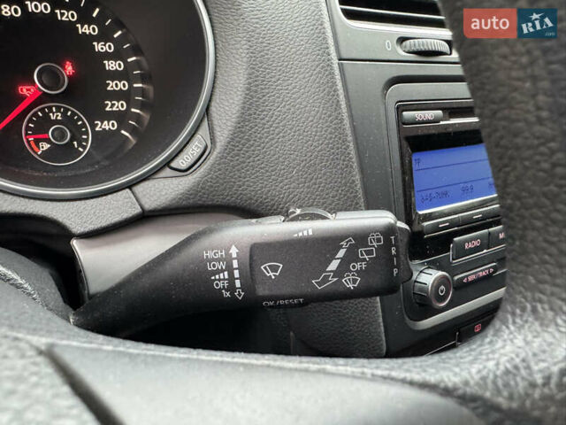 Фольксваген Гольф 2011 у Сваляве на Automoto.ua Білий Фольксваген Гольф, об'ємом двигуна 1.4 л та пробігом 209 тис. км за 6999 $, фото 40 на Automoto.ua