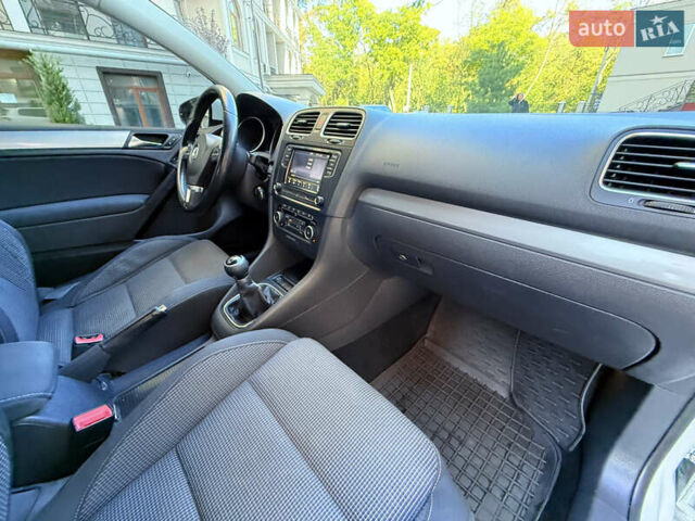 Белый Фольксваген Гольф, объемом двигателя 1.39 л и пробегом 171 тыс. км за 6999 $, фото 40 на Automoto.ua