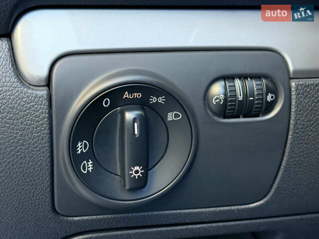 Белый Фольксваген Гольф, объемом двигателя 1.39 л и пробегом 171 тыс. км за 6999 $, фото 42 на Automoto.ua