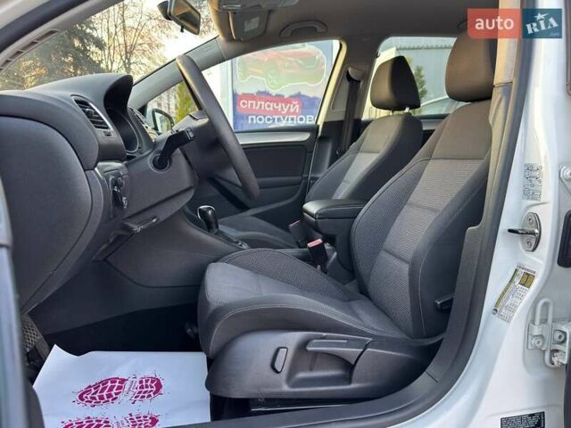 Білий Фольксваген Гольф, об'ємом двигуна 2.48 л та пробігом 190 тис. км за 9800 $, фото 10 на Automoto.ua