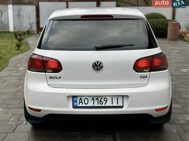 Белый Фольксваген Гольф, объемом двигателя 1.6 л и пробегом 214 тыс. км за 8300 $, фото 27 на Automoto.ua