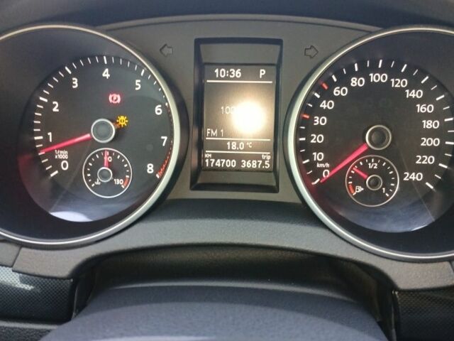 Білий Фольксваген Гольф, об'ємом двигуна 1.4 л та пробігом 176 тис. км за 9700 $, фото 7 на Automoto.ua