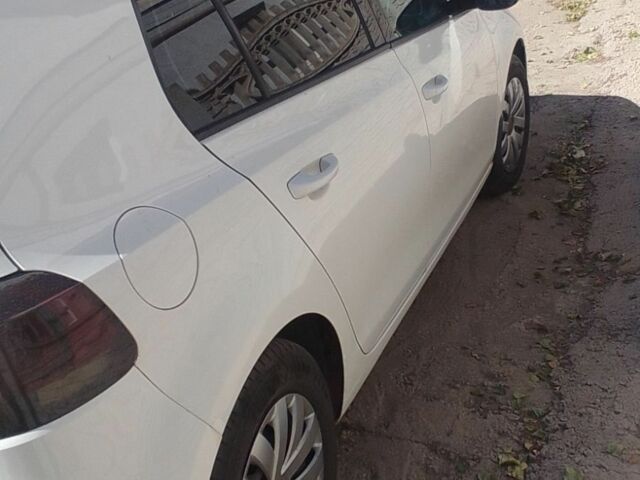 Білий Фольксваген Гольф, об'ємом двигуна 1.6 л та пробігом 360 тис. км за 8000 $, фото 3 на Automoto.ua