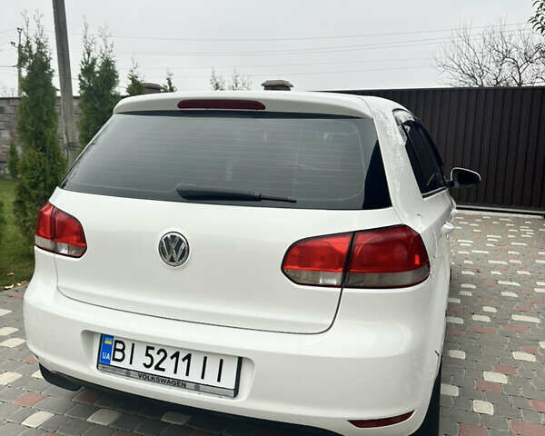 Білий Фольксваген Гольф, об'ємом двигуна 1.6 л та пробігом 248 тис. км за 7400 $, фото 5 на Automoto.ua