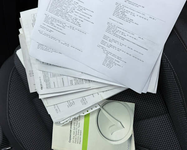 Белый Фольксваген Гольф, объемом двигателя 1.39 л и пробегом 171 тыс. км за 6999 $, фото 54 на Automoto.ua