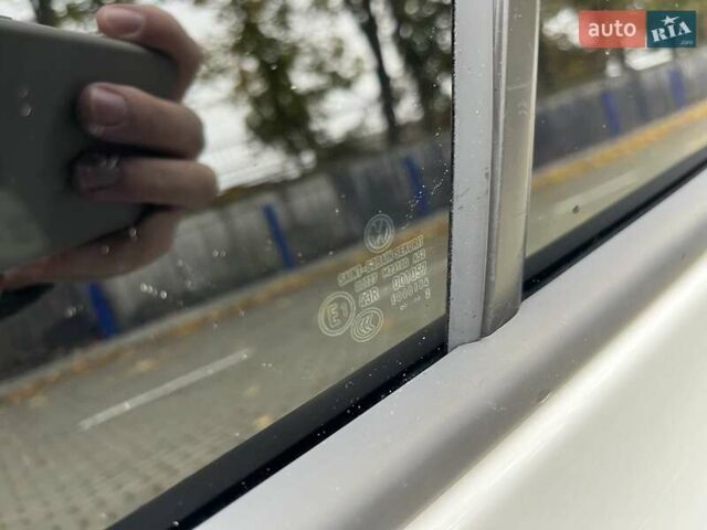 Білий Фольксваген Гольф, об'ємом двигуна 1.39 л та пробігом 100 тис. км за 9300 $, фото 28 на Automoto.ua