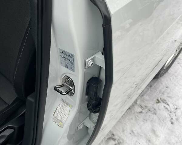 Белый Фольксваген Гольф, объемом двигателя 1.4 л и пробегом 162 тыс. км за 11999 $, фото 15 на Automoto.ua