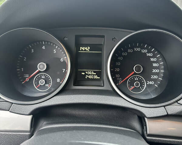 Білий Фольксваген Гольф, об'ємом двигуна 1.6 л та пробігом 248 тис. км за 7400 $, фото 14 на Automoto.ua