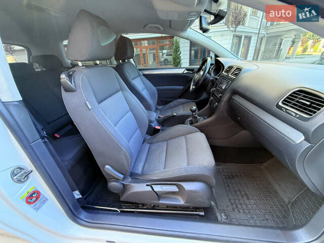 Белый Фольксваген Гольф, объемом двигателя 1.39 л и пробегом 171 тыс. км за 6999 $, фото 36 на Automoto.ua