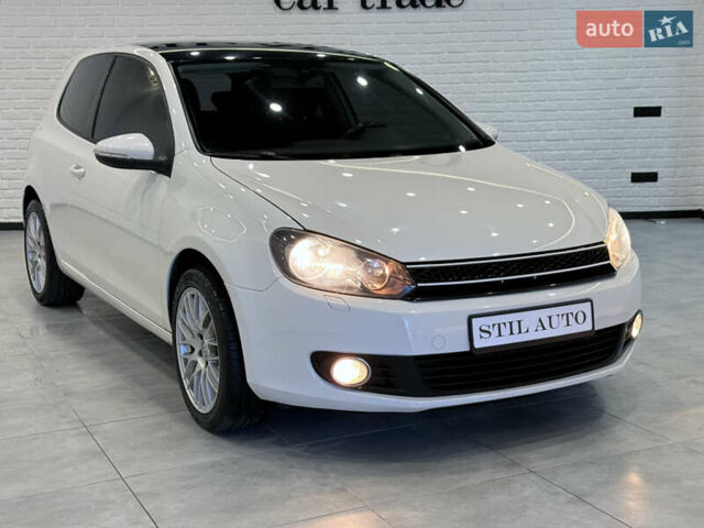 Белый Фольксваген Гольф, объемом двигателя 1.39 л и пробегом 171 тыс. км за 6999 $, фото 2 на Automoto.ua