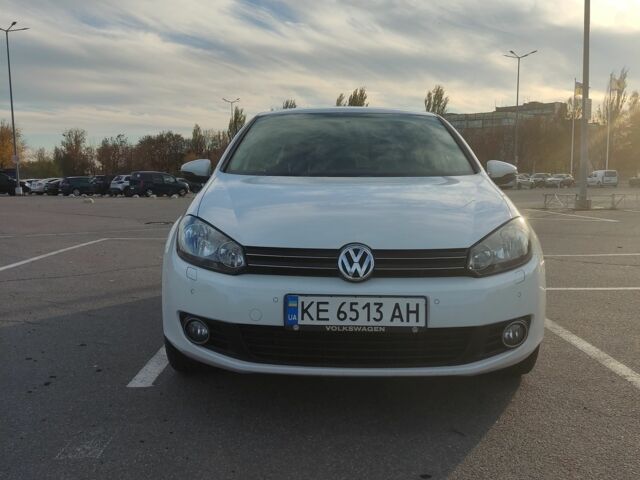 Белый Фольксваген Гольф, объемом двигателя 1.4 л и пробегом 152 тыс. км за 9800 $, фото 2 на Automoto.ua