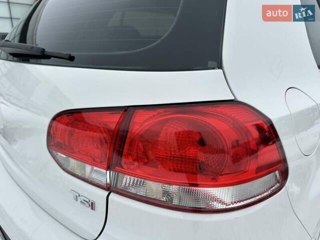 Білий Фольксваген Гольф, об'ємом двигуна 1.39 л та пробігом 162 тис. км за 7900 $, фото 11 на Automoto.ua