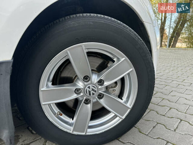 Белый Фольксваген Гольф, объемом двигателя 1.39 л и пробегом 176 тыс. км за 8850 $, фото 17 на Automoto.ua