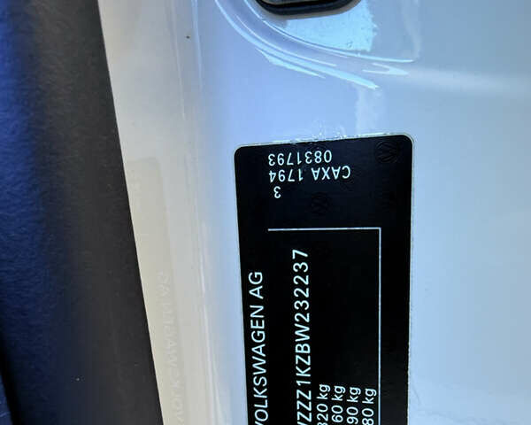 Белый Фольксваген Гольф, объемом двигателя 1.39 л и пробегом 171 тыс. км за 6999 $, фото 45 на Automoto.ua