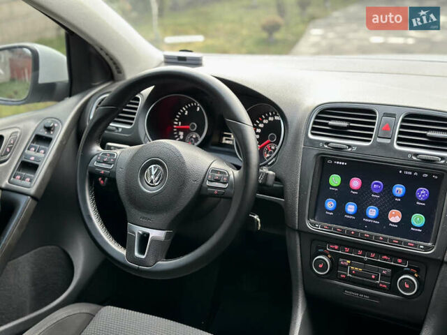 Белый Фольксваген Гольф, объемом двигателя 1.6 л и пробегом 214 тыс. км за 8300 $, фото 40 на Automoto.ua