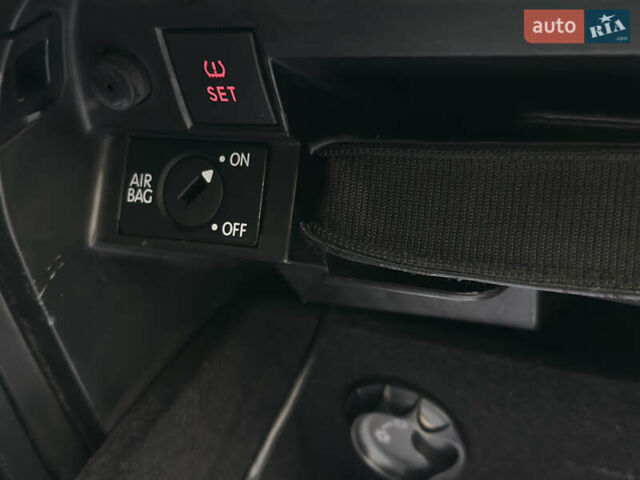 Белый Фольксваген Гольф, объемом двигателя 1.6 л и пробегом 214 тыс. км за 8300 $, фото 59 на Automoto.ua