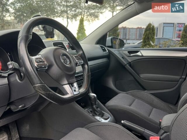 Білий Фольксваген Гольф, об'ємом двигуна 1.39 л та пробігом 180 тис. км за 8900 $, фото 9 на Automoto.ua