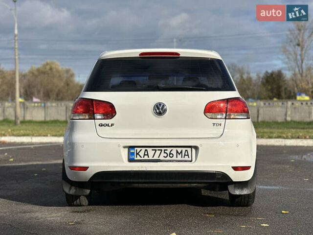 Белый Фольксваген Гольф, объемом двигателя 1.6 л и пробегом 188 тыс. км за 8600 $, фото 5 на Automoto.ua
