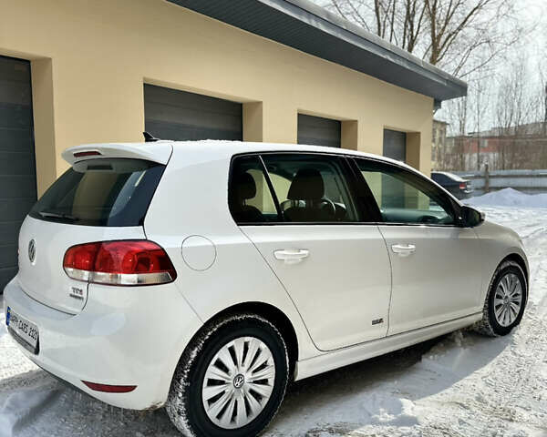 Белый Фольксваген Гольф, объемом двигателя 1.6 л и пробегом 225 тыс. км за 7950 $, фото 21 на Automoto.ua