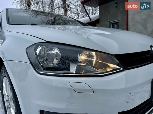 Белый Фольксваген Гольф, объемом двигателя 1.4 л и пробегом 162 тыс. км за 11999 $, фото 9 на Automoto.ua