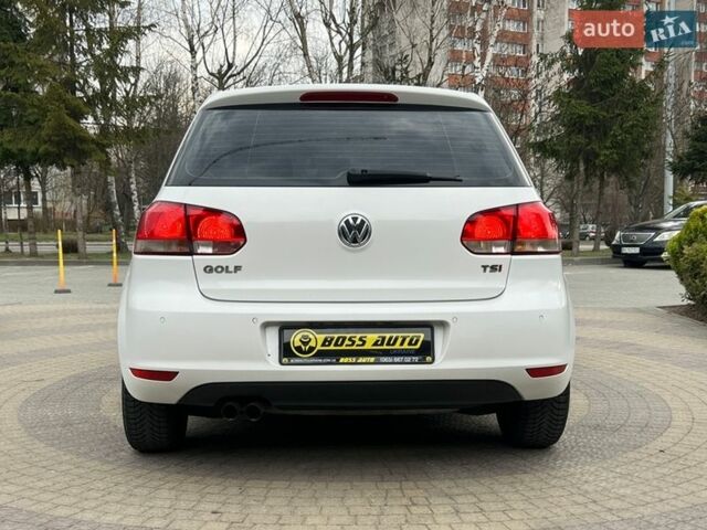 Білий Фольксваген Гольф, об'ємом двигуна 1.39 л та пробігом 180 тис. км за 8900 $, фото 5 на Automoto.ua