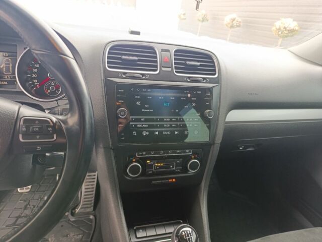 Белый Фольксваген Гольф, объемом двигателя 2 л и пробегом 284 тыс. км за 10299 $, фото 8 на Automoto.ua