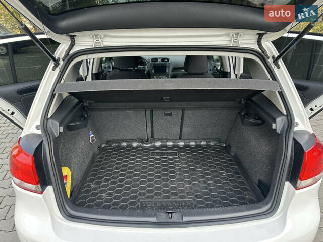 Белый Фольксваген Гольф, объемом двигателя 1.39 л и пробегом 176 тыс. км за 8850 $, фото 41 на Automoto.ua