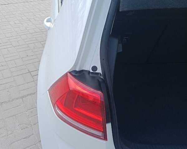 Білий Фольксваген Гольф, об'ємом двигуна 2 л та пробігом 265 тис. км за 11800 $, фото 17 на Automoto.ua