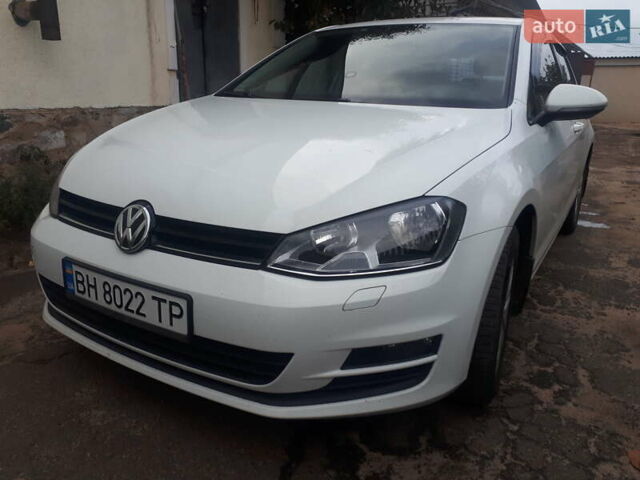 Белый Фольксваген Гольф, объемом двигателя 1.4 л и пробегом 164 тыс. км за 12700 $, фото 1 на Automoto.ua