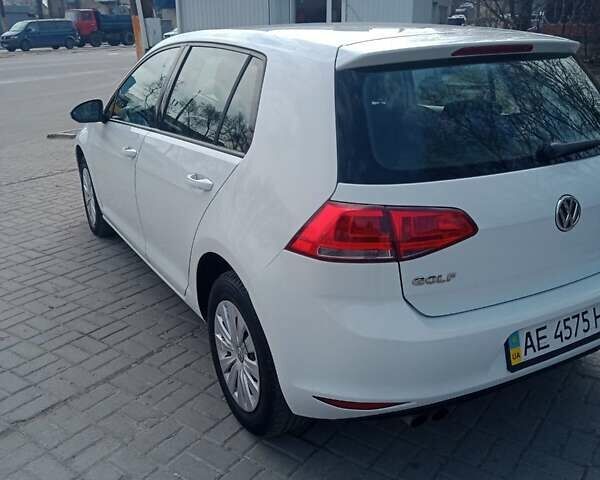 Білий Фольксваген Гольф, об'ємом двигуна 2 л та пробігом 265 тис. км за 11800 $, фото 29 на Automoto.ua