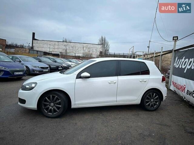 Белый Фольксваген Гольф, объемом двигателя 2.5 л и пробегом 234 тыс. км за 7500 $, фото 2 на Automoto.ua