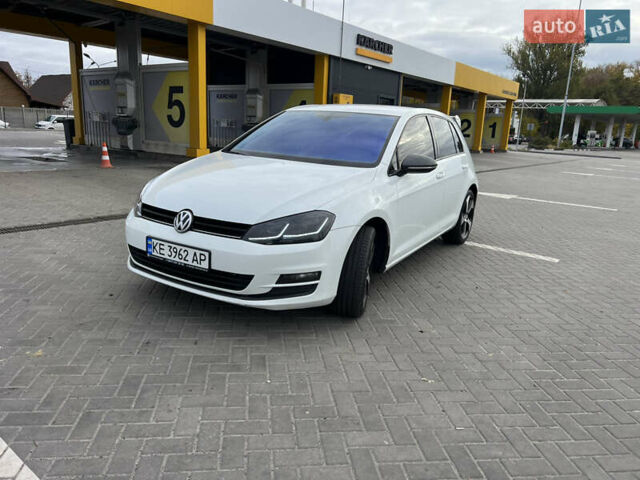 Белый Фольксваген Гольф, объемом двигателя 1.97 л и пробегом 307 тыс. км за 11999 $, фото 6 на Automoto.ua