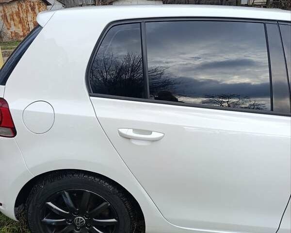 Белый Фольксваген Гольф, объемом двигателя 2.48 л и пробегом 234 тыс. км за 7800 $, фото 3 на Automoto.ua