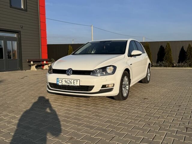 Белый Фольксваген Гольф, объемом двигателя 2 л и пробегом 215 тыс. км за 12200 $, фото 1 на Automoto.ua