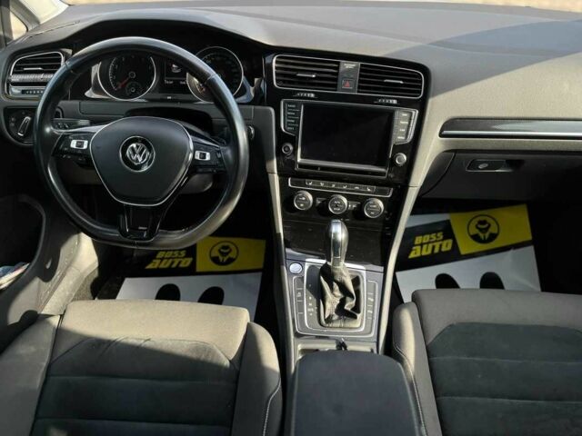 Білий Фольксваген Гольф, об'ємом двигуна 1.4 л та пробігом 176 тис. км за 14800 $, фото 8 на Automoto.ua